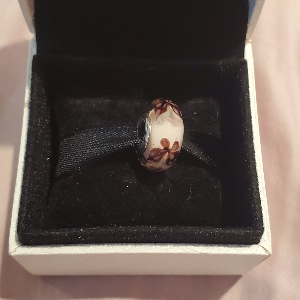 Pandora butterfly murano charm